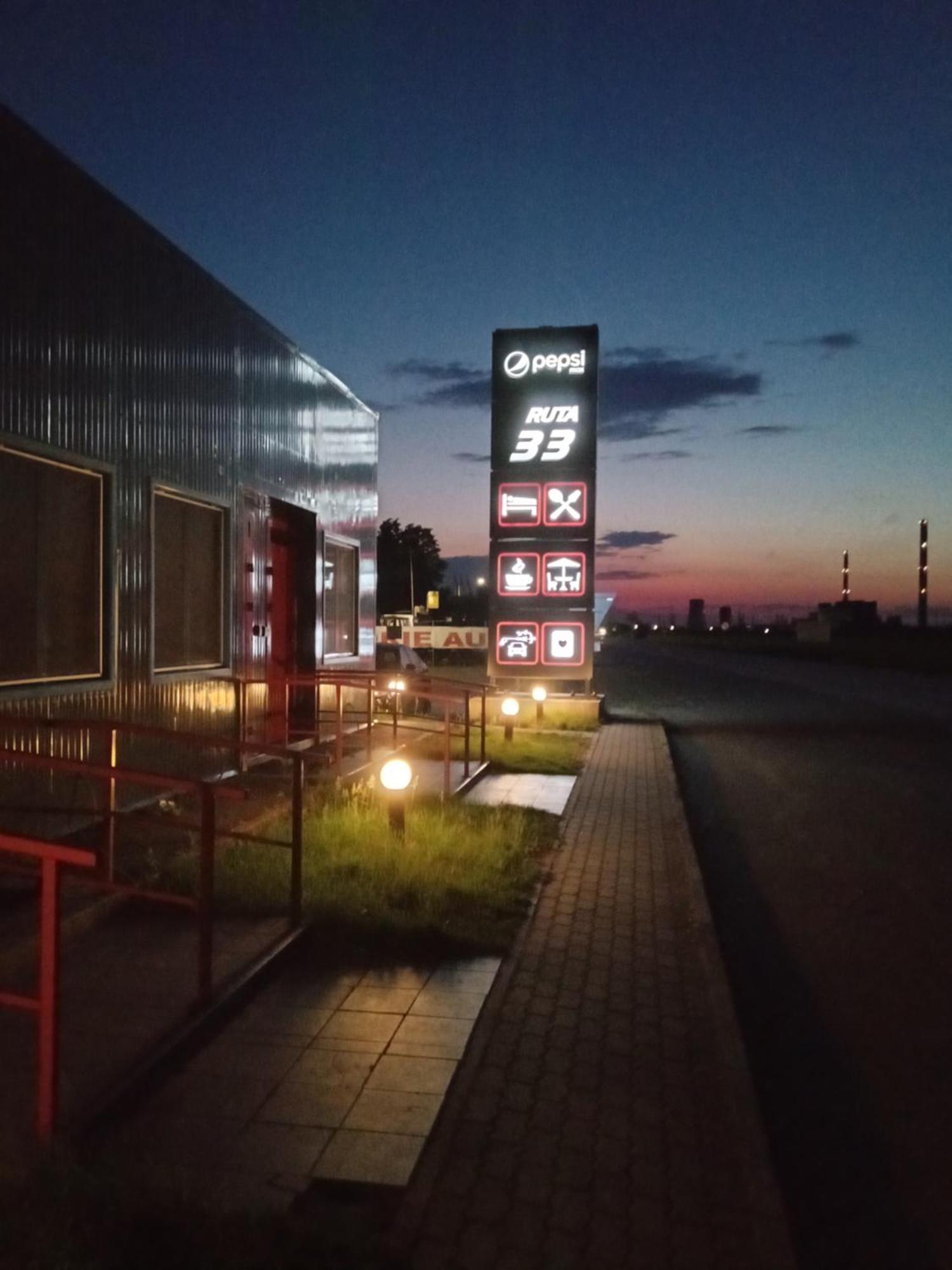 Motel Ruta 33 Arad Bagian luar foto