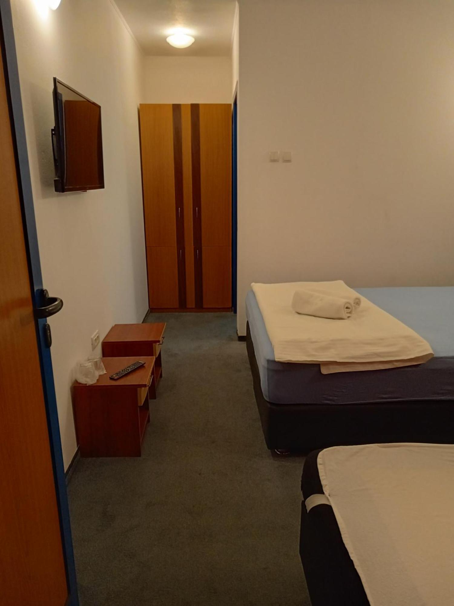 Motel Ruta 33 Arad Ruang foto