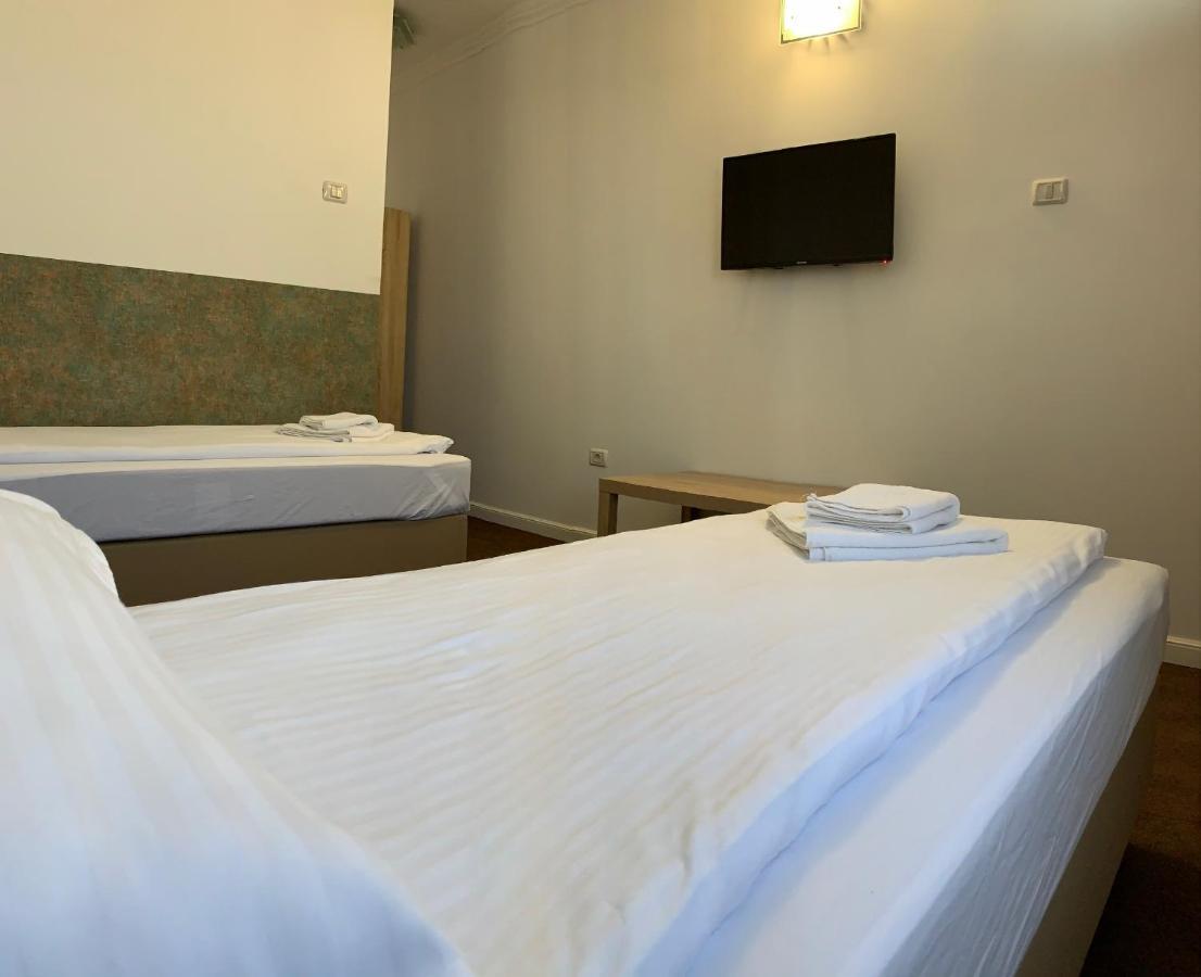 Motel Ruta 33 Arad Bagian luar foto